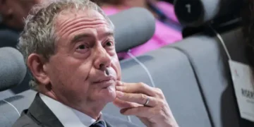 Jabil, Ministro a Vescovo Caserta: Mimit impegnato su vertenza