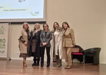 Gli studenti del Giordani di Caserta alla conferenza sulla transizione energetica