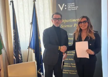 Firmato protocollo d’intesa tra Rise Up!! e il dipartimento di Scienze Politiche dell’UniVanvitelli
