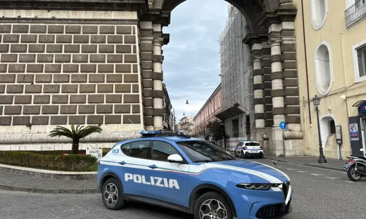 Polizia arresti aversa