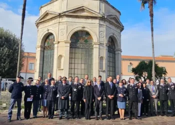 Il Questore alla Scuola Internazionale di Caserta per la conclusione corso cybercrimes e reati informatici