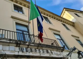 Decapitano statua del presepe di Casagiove: Daspo urbano per 4 giovani