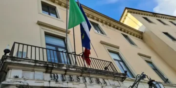Decapitano statua del presepe di Casagiove: Daspo urbano per 4 giovani