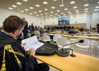 Maxi-processo violenze carcere: botta e risposta tra ex capo Dap e il Pm Milita