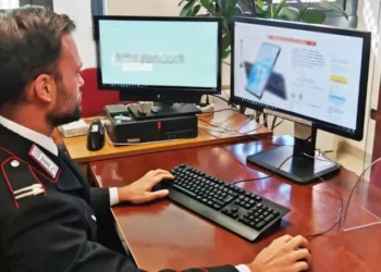 Truffa online per quasi 10mila euro, denunciate 3 persone
