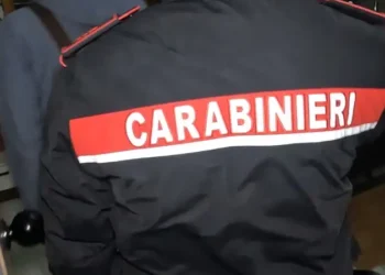Teano: 69enne minaccia vicini e spara in aria, arrestato