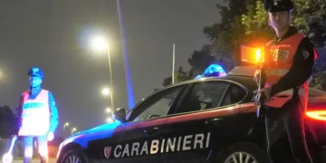 posto di blocco notturno dei carabinieri
