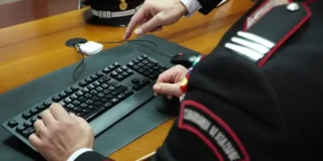 Truffe online: creano sito specchio di nota piattaforma e truffano 18 persone, coppia denunciata