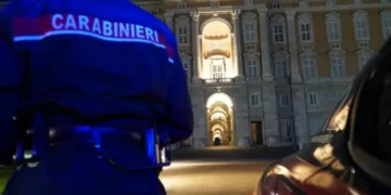 Sorpreso mentre tenta il furto di un monopattino, denunciato 35enne casertano