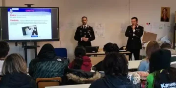 Bullismo e cyber-bullismo, incontro dei Carabinieri con i ragazzi del Liceo artistico San Leucio