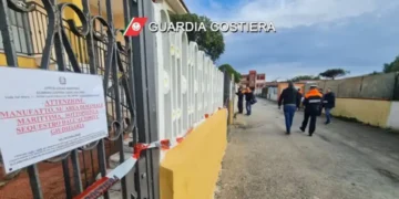 Castel Volturno: sequestrati 25 immobili realizzati abusivamente in riva al mare