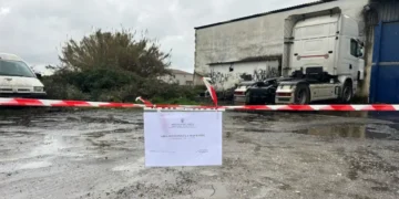 Olio smaltito nel terreno, sequestrata officina meccanica di Villa Literno