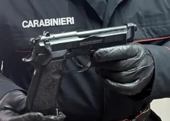 Casagiove: in auto con pistola softair, denunciato 37enne