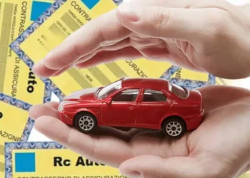 Assoutenti: a Napoli tariffe Rc Auto più care, Caserta al terzo posto