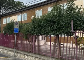 Lavori nelle scuole, sopralluogo dei consiglieri di Per Casapulla