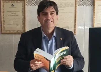 Uno stakanovista dello studio, l’Onorevole Arnaldo Gadola, Deputato del Parlamento Internazionale punta alla 14^ laurea