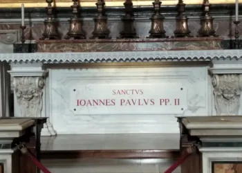 Caserta: a Puccianiello la reliquia di San Giovanni Paolo II
