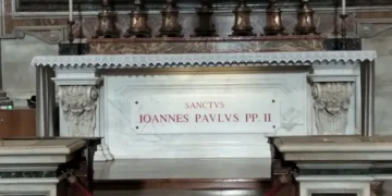 Caserta: a Puccianiello la reliquia di San Giovanni Paolo II