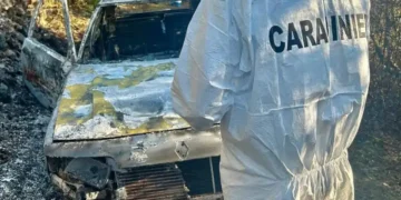 Ritrovato corpo Ciro Canale carbonizzato, rubò piastrella alla Reggia di Caserta