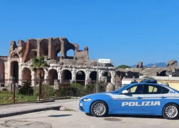 Stalking a Santa Maria CV: minaccia ex compagna via social e davanti a figli minori, arrestato