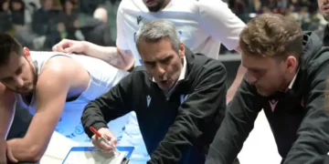 JuveCaserta: Ravenna sbanca il PalaPiccolo, bianconeri fischiati e contestati