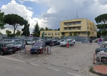 Caserta: in caserma dai Carabinieri con falso pagamento per dissequestro auto, denunciati padre e figlia