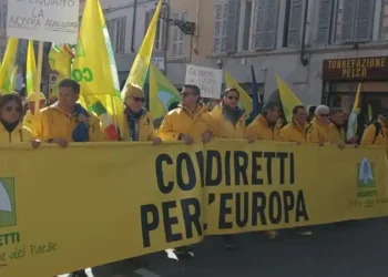 Cibi sintetici e ultraformulati, Coldiretti Caserta in marcia a Parma