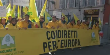 Cibi sintetici e ultraformulati, Coldiretti Caserta in marcia a Parma