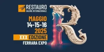 Il tricolore con le sete di San Leucio delle Antiche Leuciane al Salone del Restauro di Ferrara nello stand Sabap di Caserta e Benevento