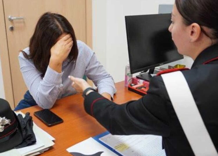 carabinieri denuncia donna