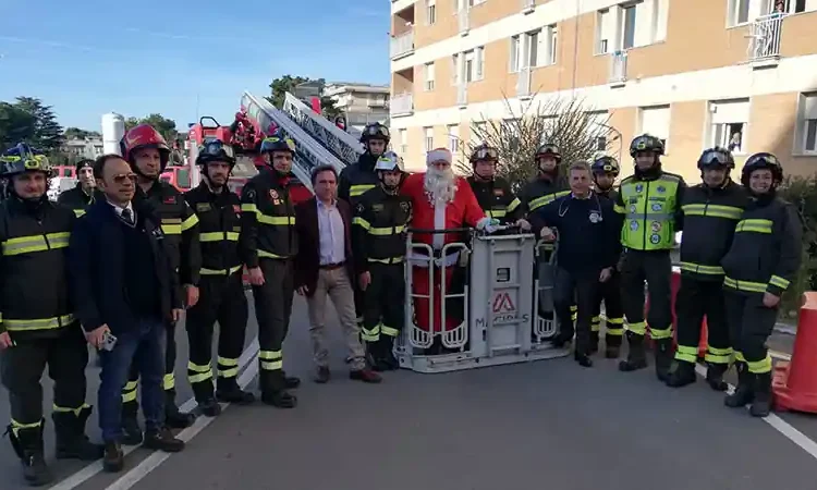 festa di Natale ospedale Caserta