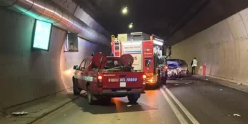 incidente-mortale-galleria-reggia-caserta-fiat-500x