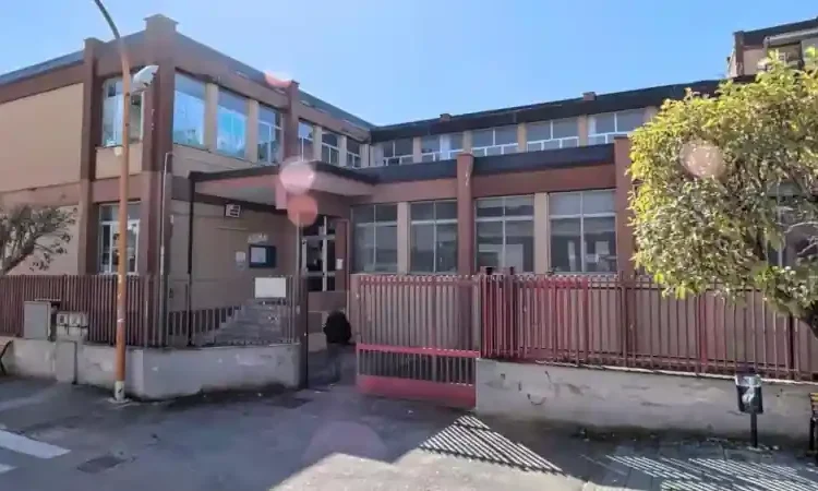 scuola elementare Stroffolini Casapulla