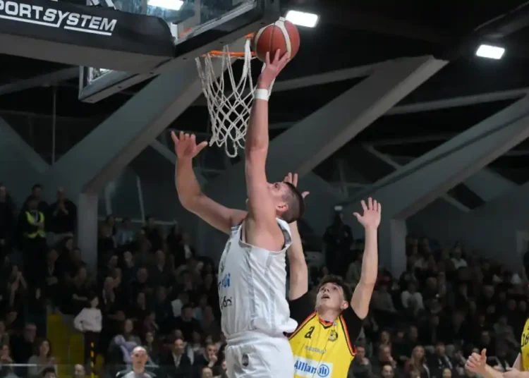 Matej Radunic, Juvecaserta