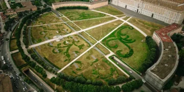 concerti Reggia di Caserta piazza Carlo di Borbone pubblico